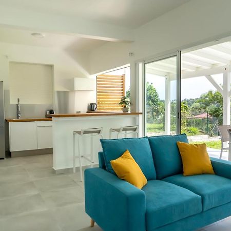 Superbe Appartement Avec Terrasse Vue Nature - Julyan House Petit-Bourg Exterior foto